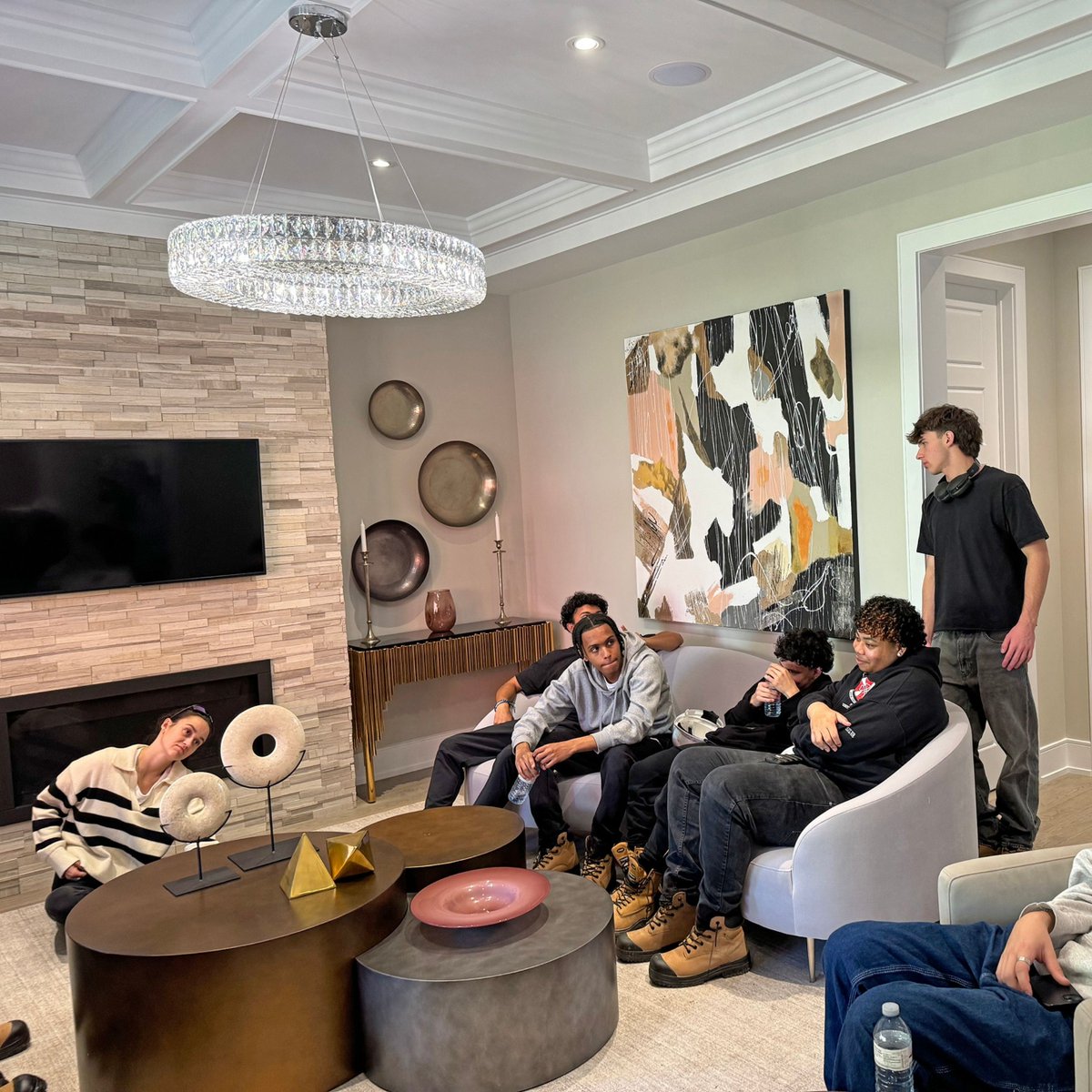 geraniumhomes's tweet image. Days like this open doors to future career paths, and offer insight into the exciting world of construction.

To learn more about our construction and craftsmanship, visit geranium.com/how-we-build

#howwebuild #allegroaurora #constructioncareers #experientiallearning