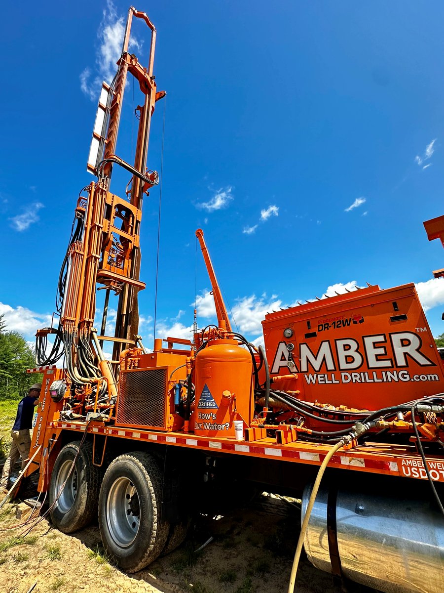 ngwatweets's tweet photo. A crew from Amber Water Pros LLC works on a residential water well in the northern Adirondack Mountains region of New York running its Foremost DR-12W dual rotary drill. #WaterWellWednesday
📸 courtesy of Jay DeLine, CWD/PI of Amber Water Pros in Tully, New York. This image is also the cover of @WaterWellJournl's November issue.