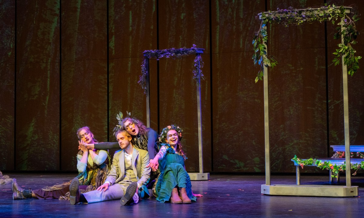 Manitoba Opera tweet media