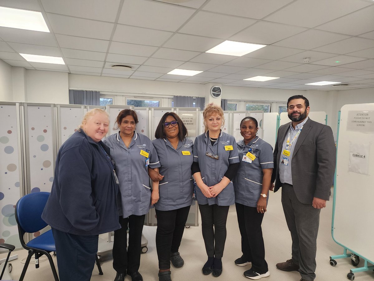 Quratulain___'s tweet photo. Visited our Community Phlebotomy sites (Laurels and Evergreen) today and couldn't be prouder of our hardworking, resilient teams who perform incredibly well under immense pressure.
👏✨️
#ProudOpsManager
@NorthMidNHS @NMITCommunity https://t.co/IxrbDrs0Uk