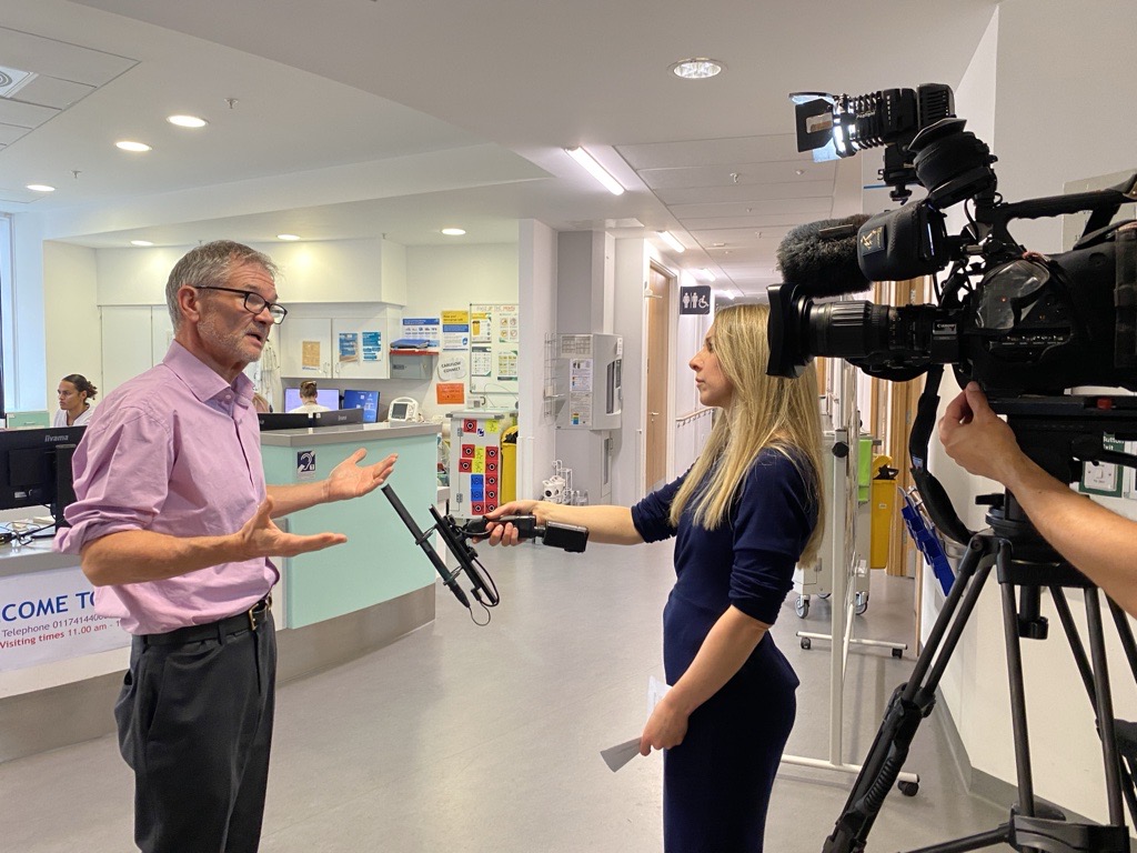 North Bristol NHS Trust (@northbristolnhs) on Twitter photo Tune into <a href="/bbcpointswest/">BBC Points West</a> tonight to hear from Cheryl who spoke to our Chief Medical Director, Tim Whittlestone and our Head of Infection Prevention and Tissue Viability, Sarah Wheatley about the vaccine and norovirus. Find out more on our website nbt.nhs.uk/about-us/news-… Tune into <a href="/bbcpointswest/">BBC Points West</a> tonight to hear from Cheryl who spoke to our Chief Medical Director, Tim Whittlestone and our Head of Infection Prevention and Tissue Viability, Sarah Wheatley about the vaccine and norovirus. Find out more on our website nbt.nhs.uk/about-us/news-…