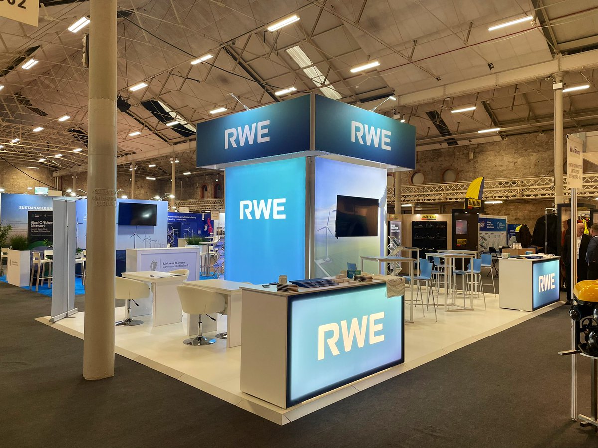 DublinArray's tweet image. The Dublin Array project team are delighted to be at the RWE stand (D03) with our onshore colleagues at the @WindEnergyIRL Trade Show today and tomorrow. Make sure to come over and say hello ie.rwe.com/press-and-news…