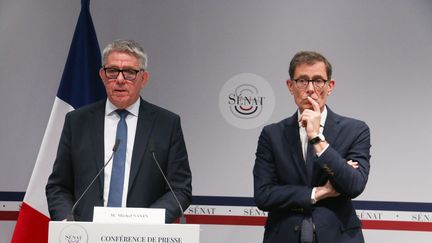11emeArt's tweet photo. La semaine dernière, les sénateurs @MichelSavin38 et @L_Lafon publiait leur rapport sénatorial sur la gestion de la @LFPfr depuis 2020 et les différentes affaires qui l'entourent (CVC, Droits TV, rémunération, élections...).

@tleplat a épluché le rapport :

THREAD VIDÉO🧶📽️ https://t.co/URL7RmTvF1