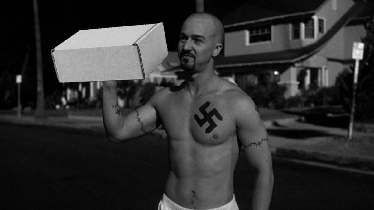 TirodeGraciah's tweet image. Joven apolítico, que no pertenece a ninguna organización, llegando a Paiporta con ayuda humanitaria.