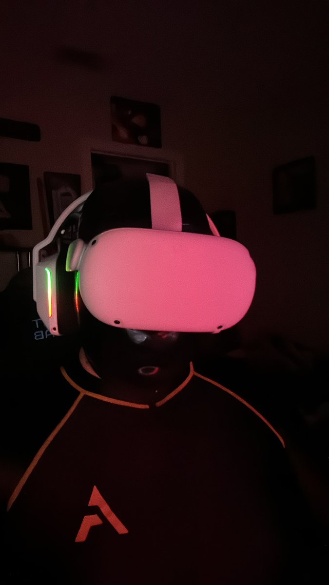 HeroSingularity's tweet photo. If you need me I’ll be 😵‍💫
#gayhypno https://t.co/lc94Lww3Ra