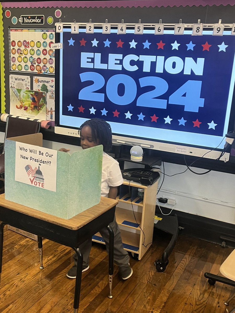 NormanSFABX's tweet photo. Kindergarten Voted for President #kindergarten #SFAbronx #vote https://t.co/VrrKJdVX2x