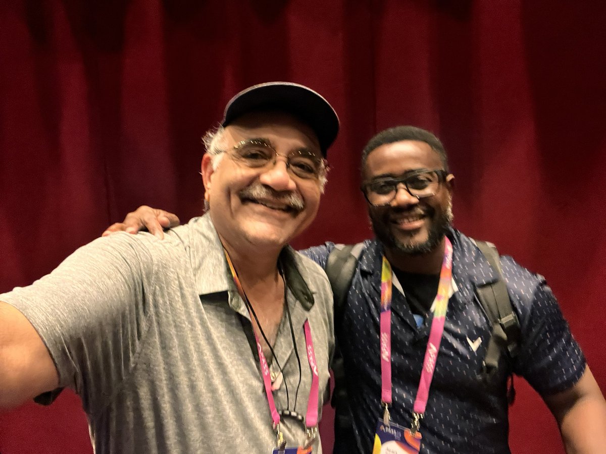 pareshmotiwala's tweet image. #sqlfamily #sqlselfies @PASSDataSummit @way0utwest