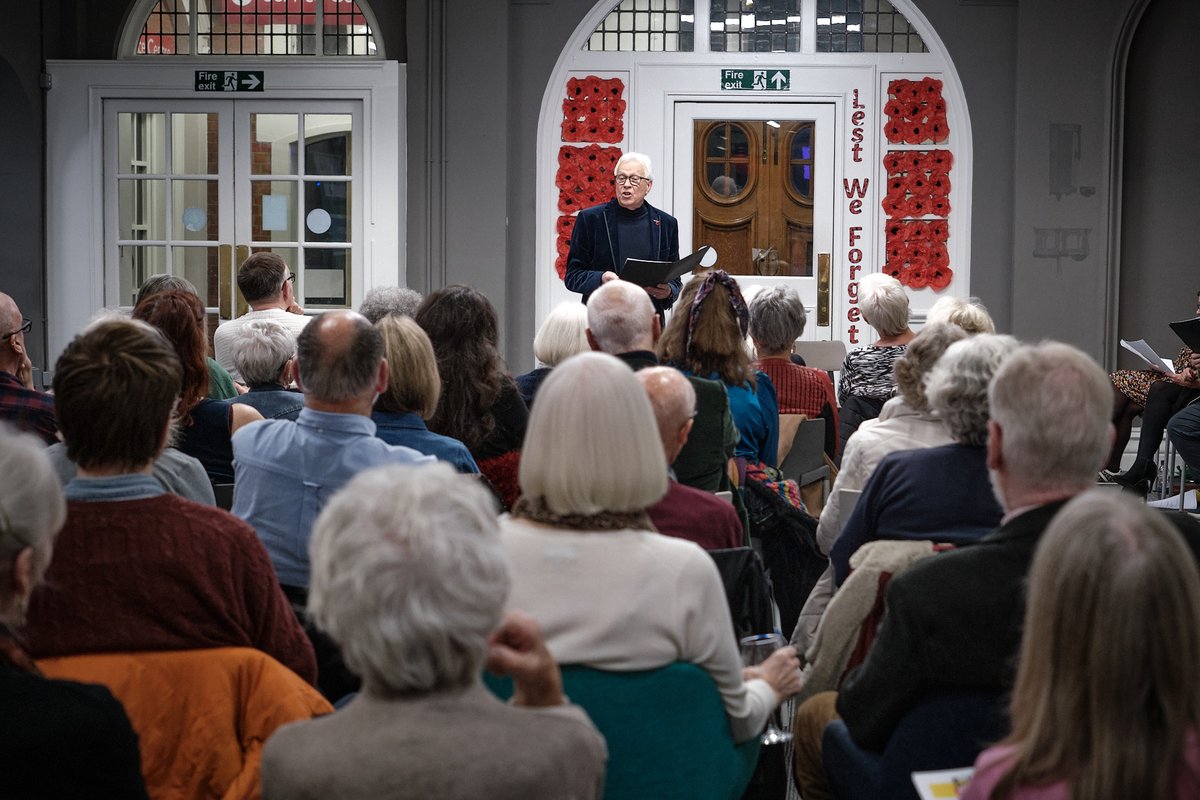 Great collaboration between the Eltham Library Writers Group and actors from the Bob Hope Theatre at the library last night, part of the Elthamread festival. (pix by Art Lewy)
Next Tues, comedian Helen Lederer speaks about her book 'Not That I'm Bitter' at 7pm at Eltham Library.