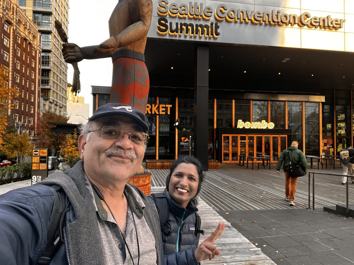 pareshmotiwala's tweet image. #sqlselfies @PASSDataSummit @dbanuggets @AlpaB7