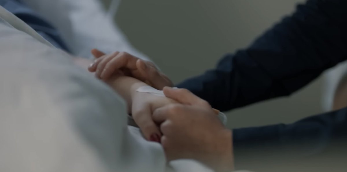 - Elim kaldı yalnız
- Kalmasın mı?
- Kalsın mı?
- Sanki gerekli
- Hatta ihtiyaç
#eftuğ