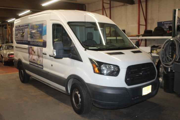 AlfredsAuction's tweet photo. Check out this #Polaris RZR 900 side by side with only 51 hours, and this 2014 #Ford Transit van high roof, both of which will be in our 11/10/24 #TrentonNJ #Hardware Store #Liquidation #Auction!
Pics/terms/info: https://t.co/BCNlpIPzJY
#MercerCountyNJ #vehicles https://t.co/kHjhqsV5Ya