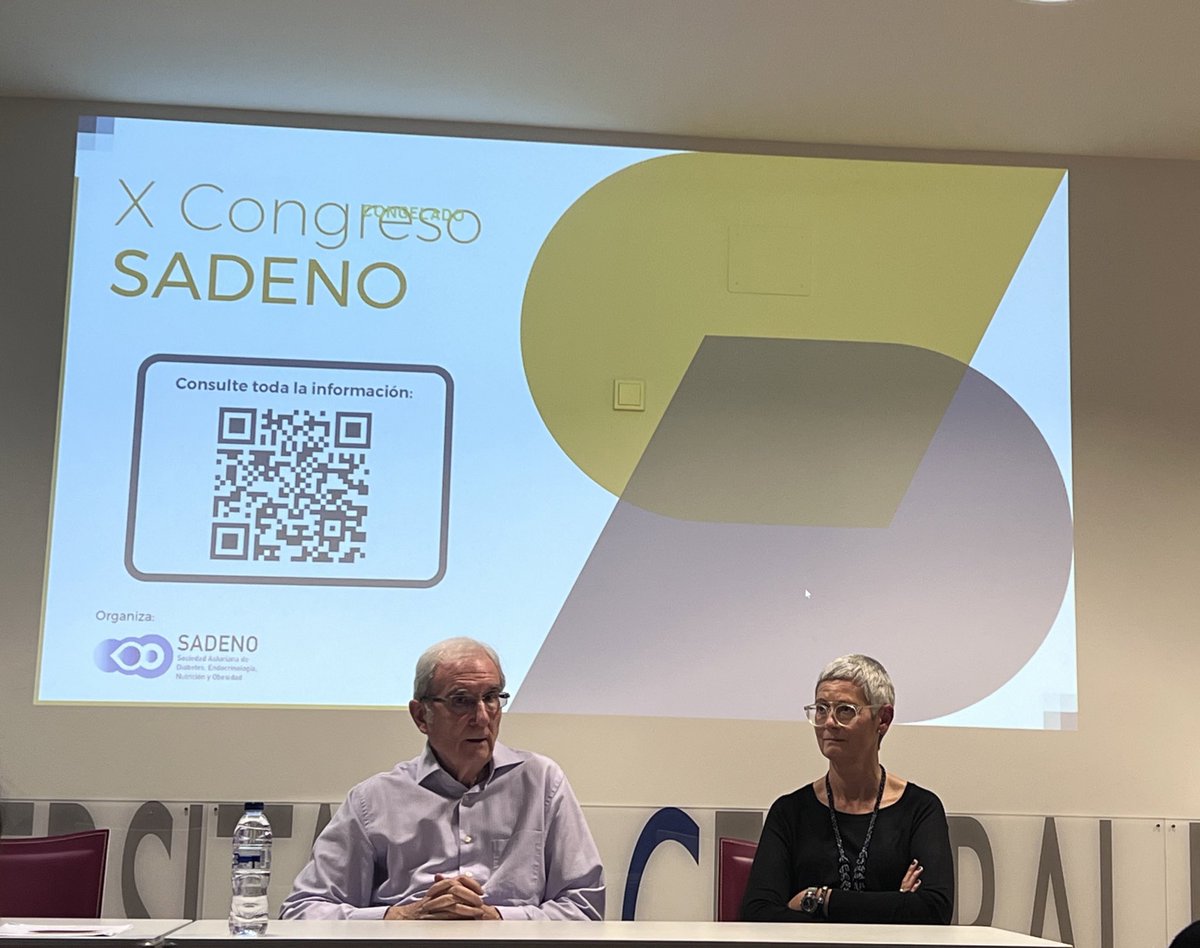 Da comienzo la décima edición del congreso de la Sociedad Asturiana de Endocrinología, Nutrición y Obesidad con un lujo de ponentes, el Dr. Pedro Mata y la Dra Marta Carrera.