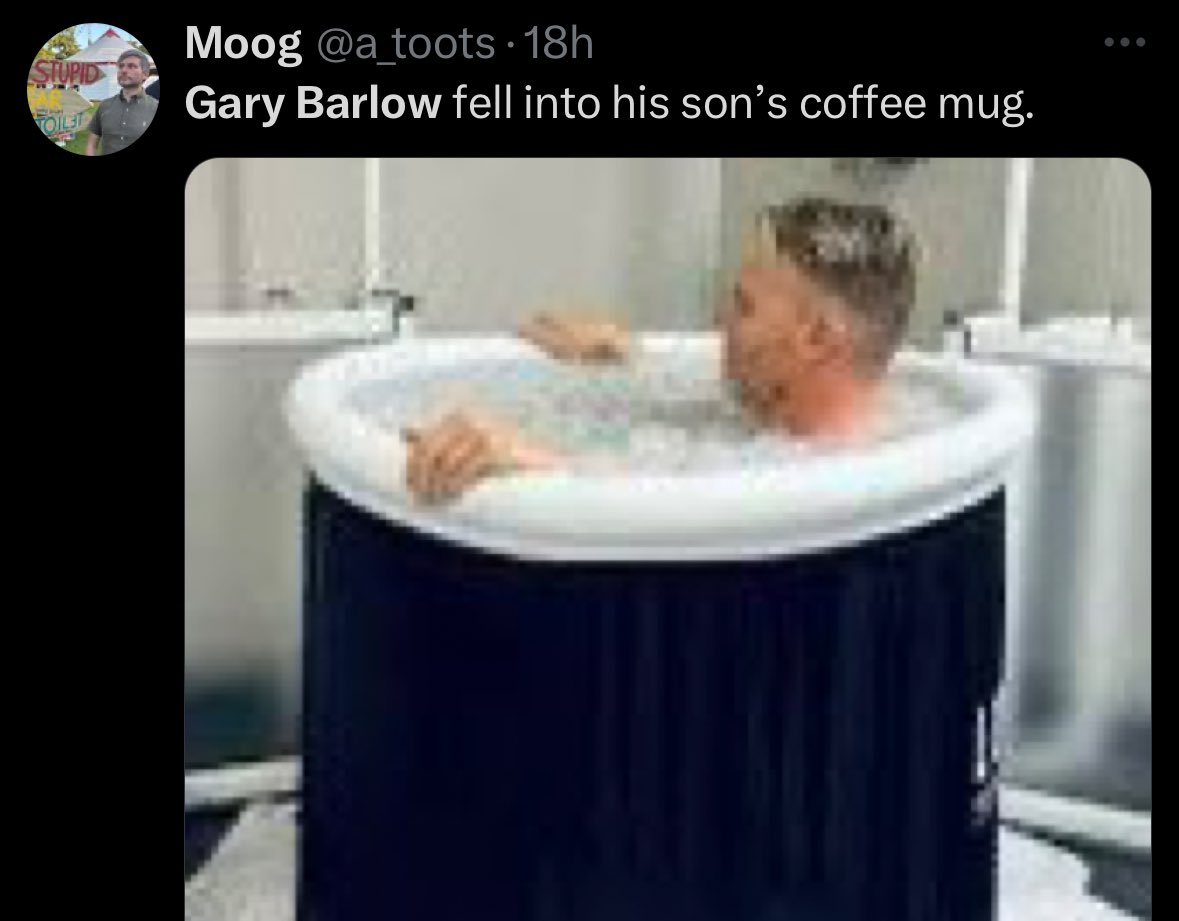 eds_afterglow's tweet photo. The Gary Barlow massive son memes are why I’m never deleting twitter 😂 https://t.co/KzRAN67cAL