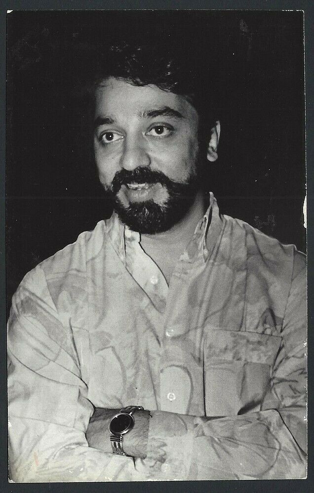 its_Me__Ashiq's tweet photo. Hai solitu ponga X Mates will post a kamal songs
Let's start... 🎶🎶
#afterlongtime #kamal #birthday https://t.co/1yRWAzlQKu
