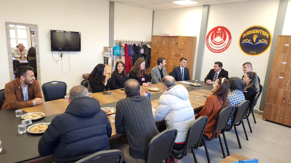 grgntepeIHO's tweet photo. Kaymakamımız Sayın Emre KAZANASMAZ okulumuzu ziyaret ederek öğretmen ve öğrencilerimizle bir araya geldiler.@tcmeb @meb_dinogretimi @Yusuf__Tekin @gurgentepekayma @Ordu_MEM @mfvargeloglu @GurgentepeMEM @SalihBas5252 @bicici_engin @MeteBar55 https://t.co/XAzWytw5FT