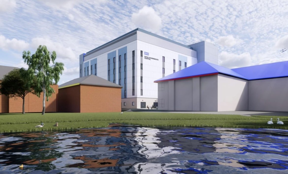 TomHayesBmouth's tweet photo. Today was fantastic 🎉 It was a privilege to join @UHD_NHS to break ground on a new £91 million ward and catering block at the Royal Bournemouth Hospital! 🏗️ https://t.co/rydvBOvHY3