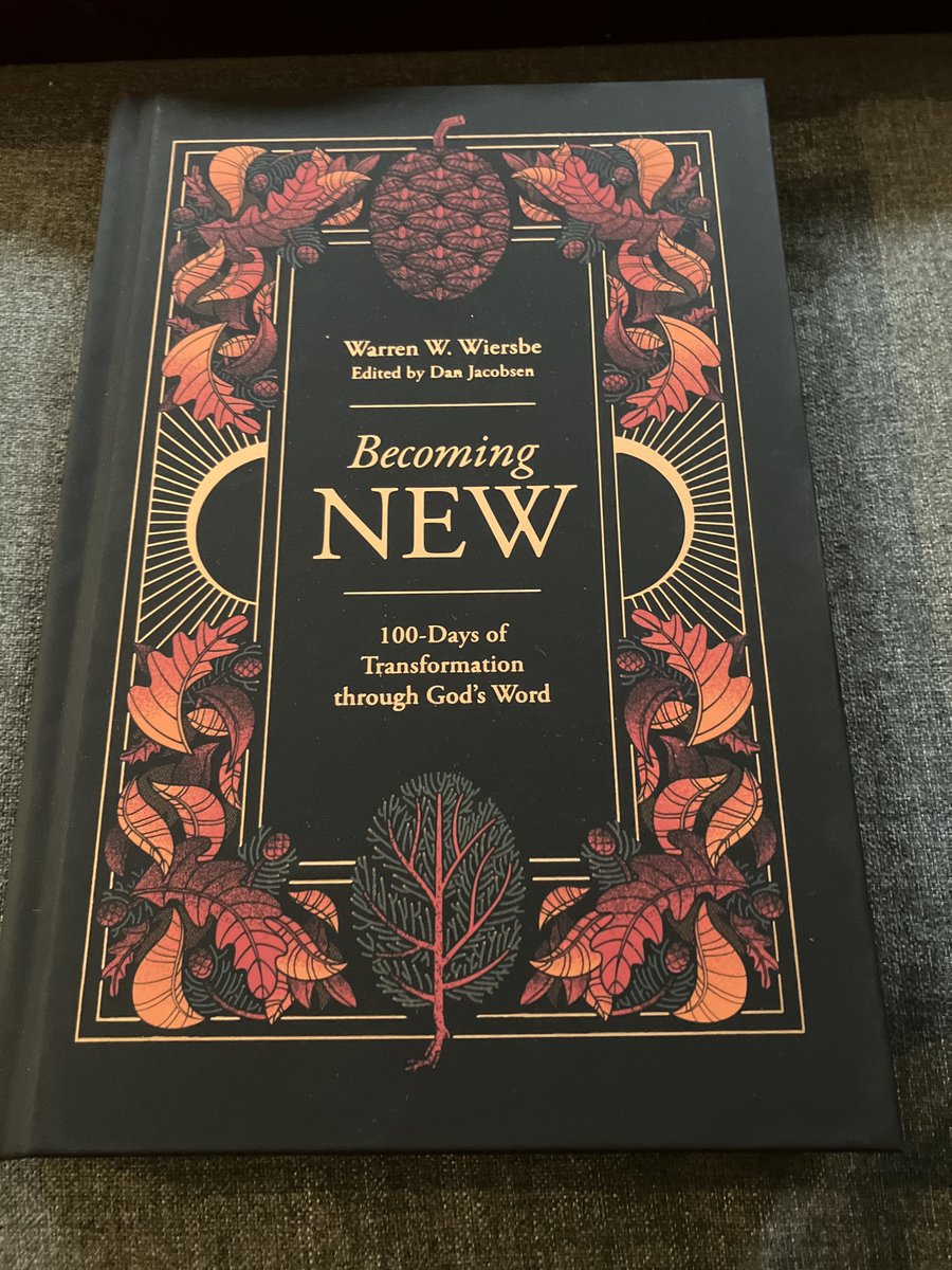 To celebrate the launch of Wiersbe's short devotional book, we're giving away 3 copies! Listeners of the Warren Wiersbe Sermons podcast had a head start already, but anyone can enter here: mailchi.mp/a6317618fa7d/b…