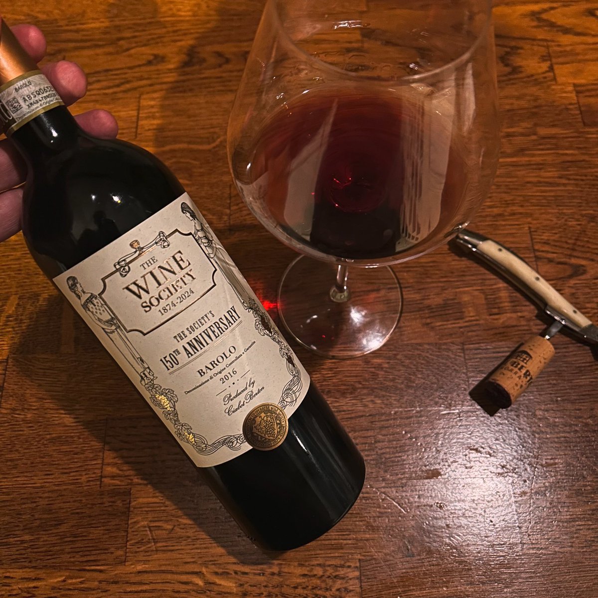 So, life goes on. #Barolo from the excellent 2016 vintage, made with Ciabot Berton from grapes from la Morra, including a proportion from Rochettevino at 400m. Just opening up now, and spirals and spirals in the mouth. Very mind bending 🤪