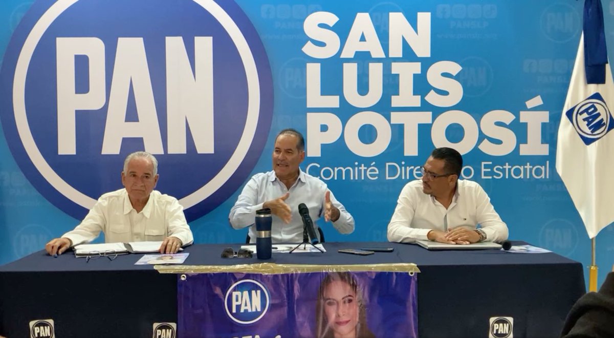Martín Orozco (@martinorozcoags) on Twitter photo Participé en rueda de prensa en San Luis Potosí para invitar a la militancia a que salgan a votar este 10 de noviembre y elijan como futura dirigente a <a href="/AdrianaDavilaF/">Adriana Dávila</a>
Depositemos nuestra confianza por ella en las urnas y recuperemos la grandeza de <a href="/AccionNacional/">Acción Nacional</a> Participé en rueda de prensa en San Luis Potosí para invitar a la militancia a que salgan a votar este 10 de noviembre y elijan como futura dirigente a <a href="/AdrianaDavilaF/">Adriana Dávila</a>
Depositemos nuestra confianza por ella en las urnas y recuperemos la grandeza de <a href="/AccionNacional/">Acción Nacional</a>