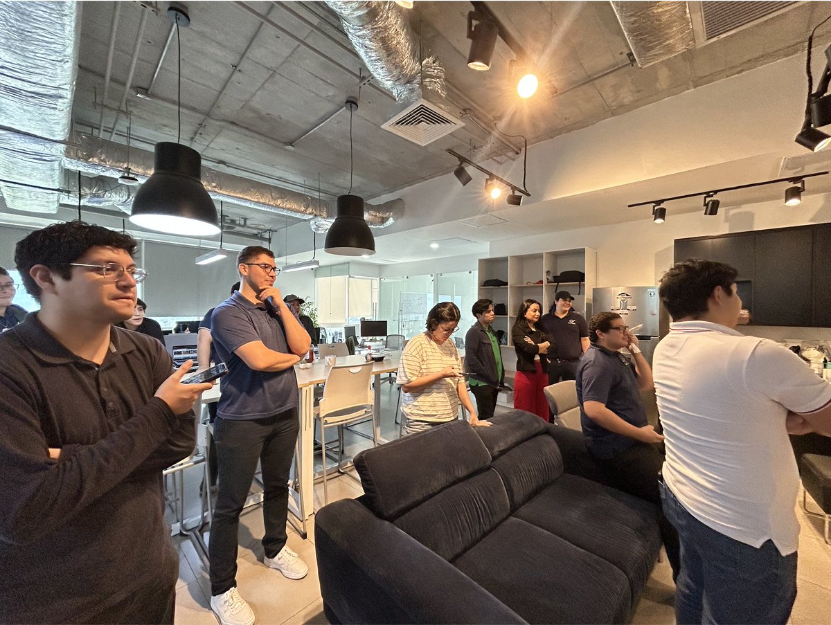 supportlabsteam's tweet image. Team day alert! 🎉👥 We got creative at SupportLabs this November with a whiteboard challenge—Pictionary! Every stroke was a burst of laughter and a step closer to stronger team bonds. Here’s to more moments like these! 

#SupportLabsLife #TeamBuilding