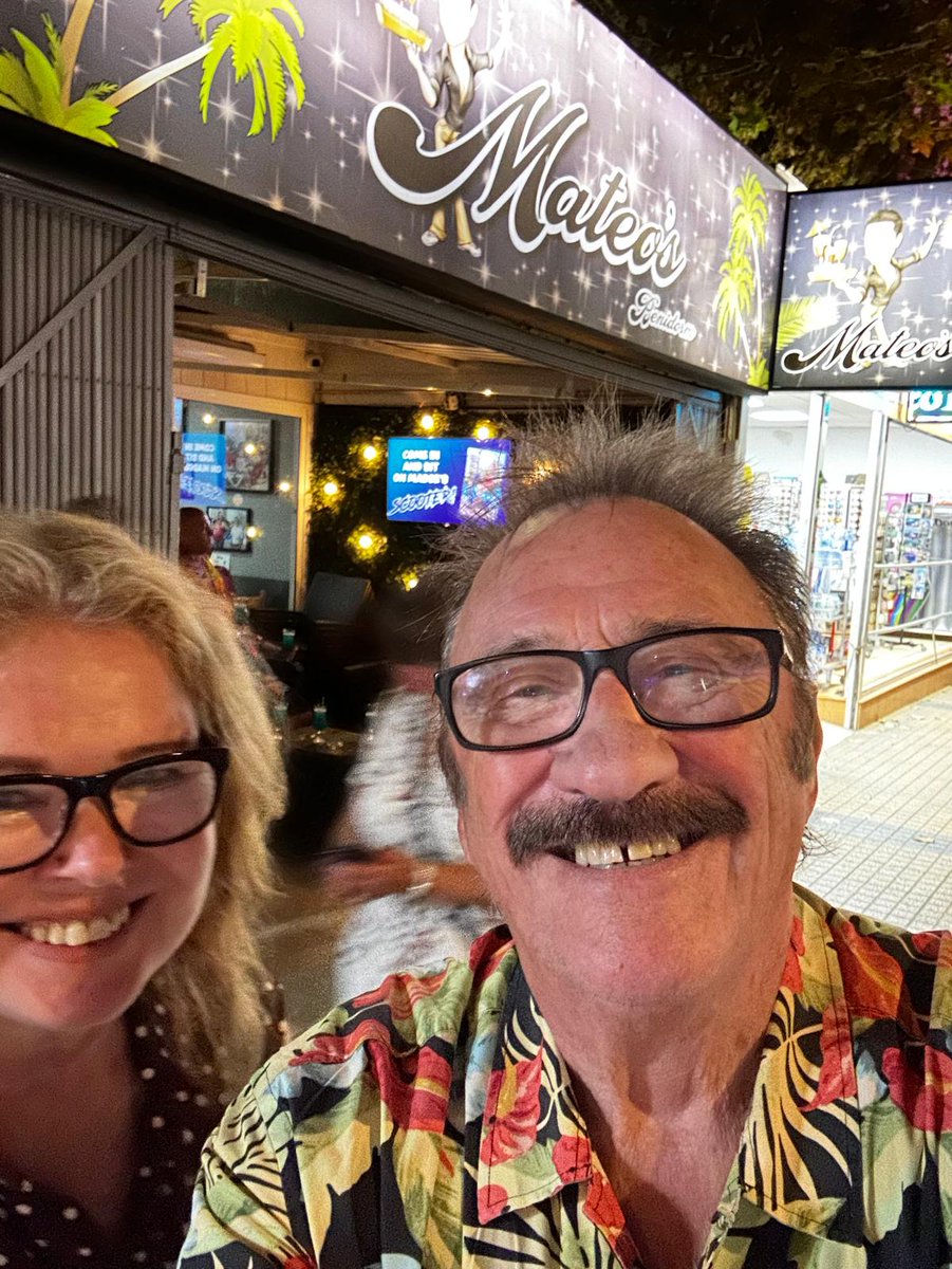 Paul Chuckle tweet media
