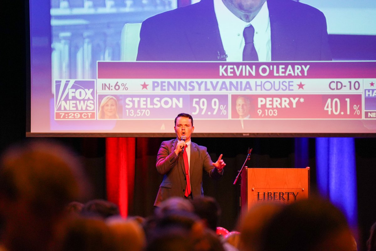 TPUSA_LU's tweet photo. Over 500 STUDENTS attended our Election Night Gala! Over 500 PATRIOTS ready and willing to continue to MAKE THIS COUNTRY GREAT!!
•
•
•
@charliekirk11 @tpusastudents @TPUSA @huriataj @realstutzy23 @ChloeGarland10 https://t.co/n5Kxh3aAoJ