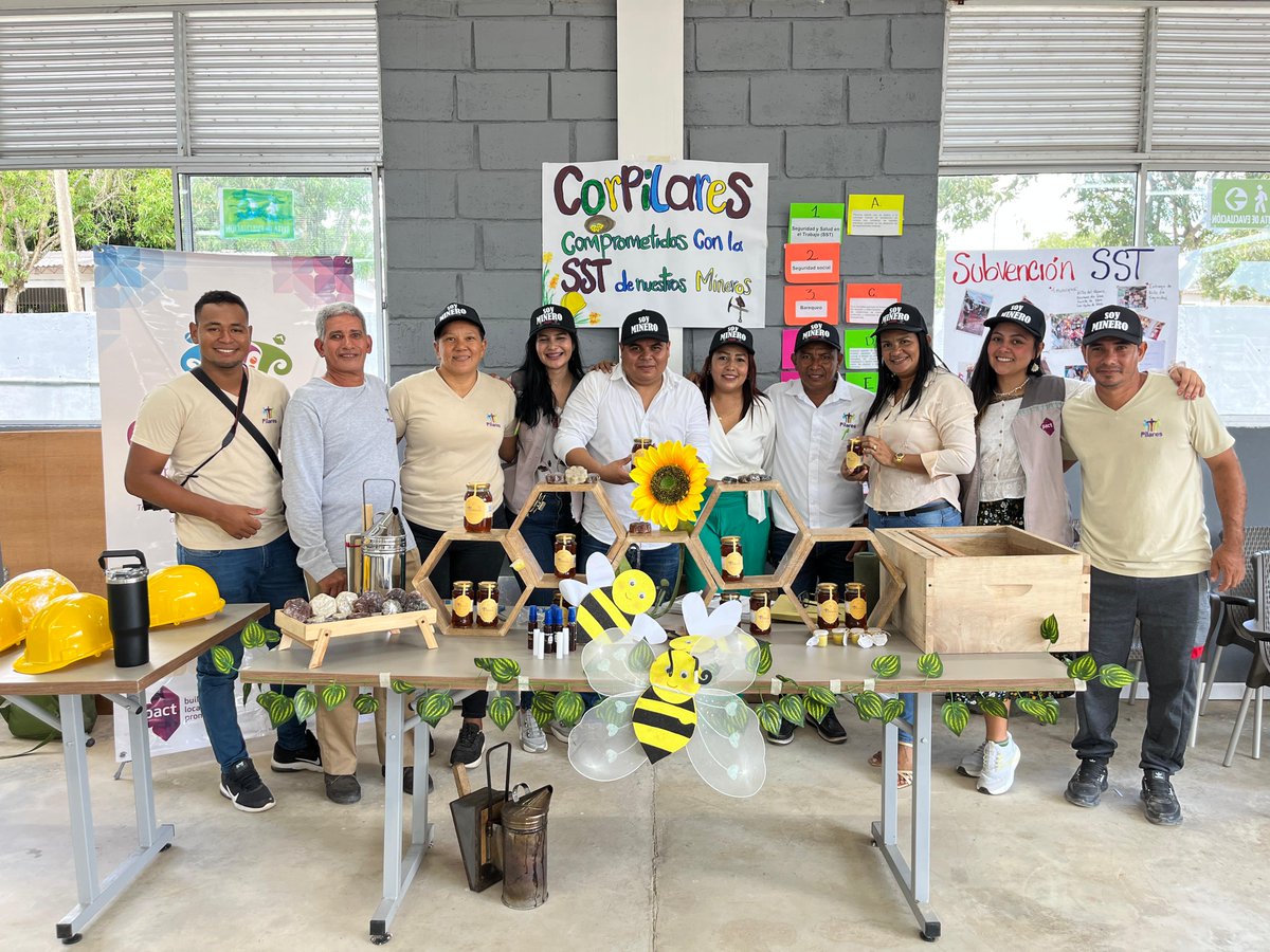 1° Feria Minera⛏️en San Martín de Loba. CORPILARES ( estuvo presente socializando su proyecto de Apicultura, Mielares, además recibió capacitaciones brindadas  por la Agencia Nacional de Mineria. #mineriaresponsable #comunidadempoderada