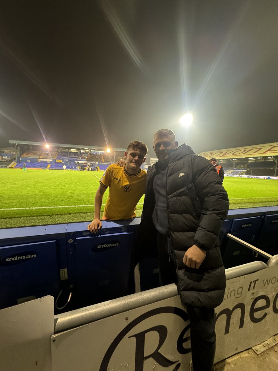 Matthew57468646's tweet photo. 30 minutes and the winning penalty against Oldham Athletic first team in the National League cup. Great experience against a strong conference team.
Super proud ❤️⚽️🐺of him and the hard work he puts in along with the the right people behind him day in day out 👏👏👏👏👏👏 https://t.co/XIsiViaWwh