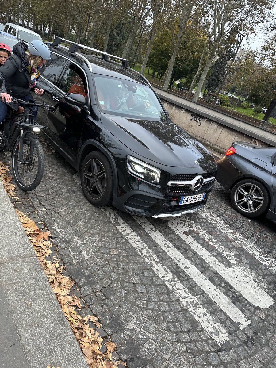 Elsa Bembaron 🚲🏉 tweet media