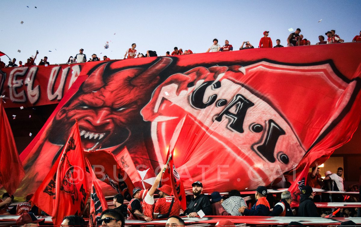 gasticai30's tweet photo. Que linda es la vida cuando gana Independiente. https://t.co/uerXj1IVWu