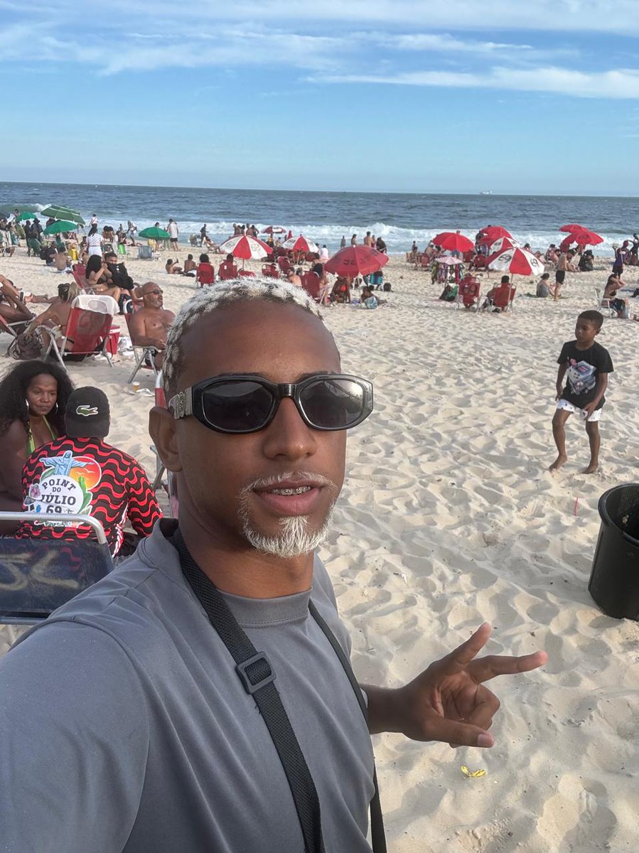 Mts_Patrick's tweet photo. Somente agradecer a Deus por me permitir mais um ano de vida, que venha me abençoando mais e mais, benção Deus, 19 do menorMax!!🫂❤️❤️🎁🎉 https://t.co/DKDxHe5AgN
