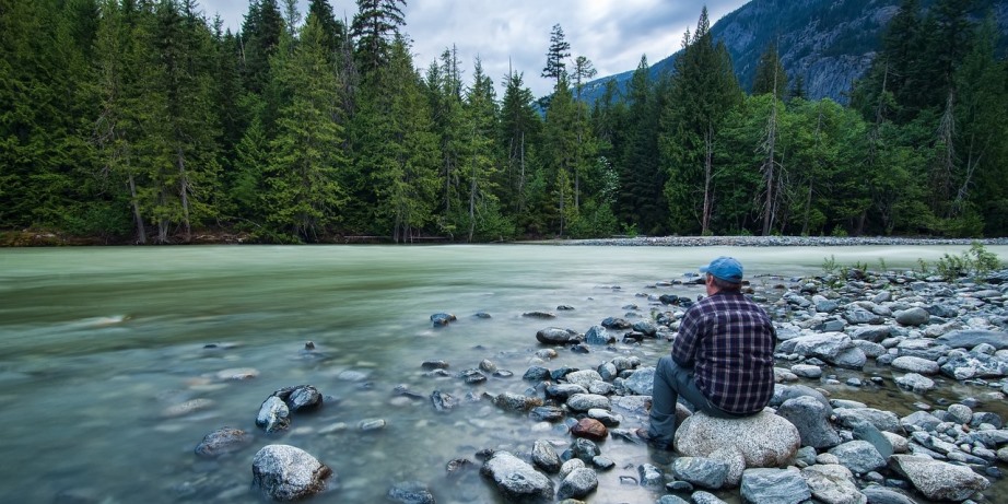 ActiveTechOrg's tweet image. Make time to unplug every day
Our best defense against the digital addictions that make us vulnerable to technology providers who profit from our personal data is to cultivate a personal discipline of unplugging.
Unplugging is a necessary low-tech counterpart to high-tech data…