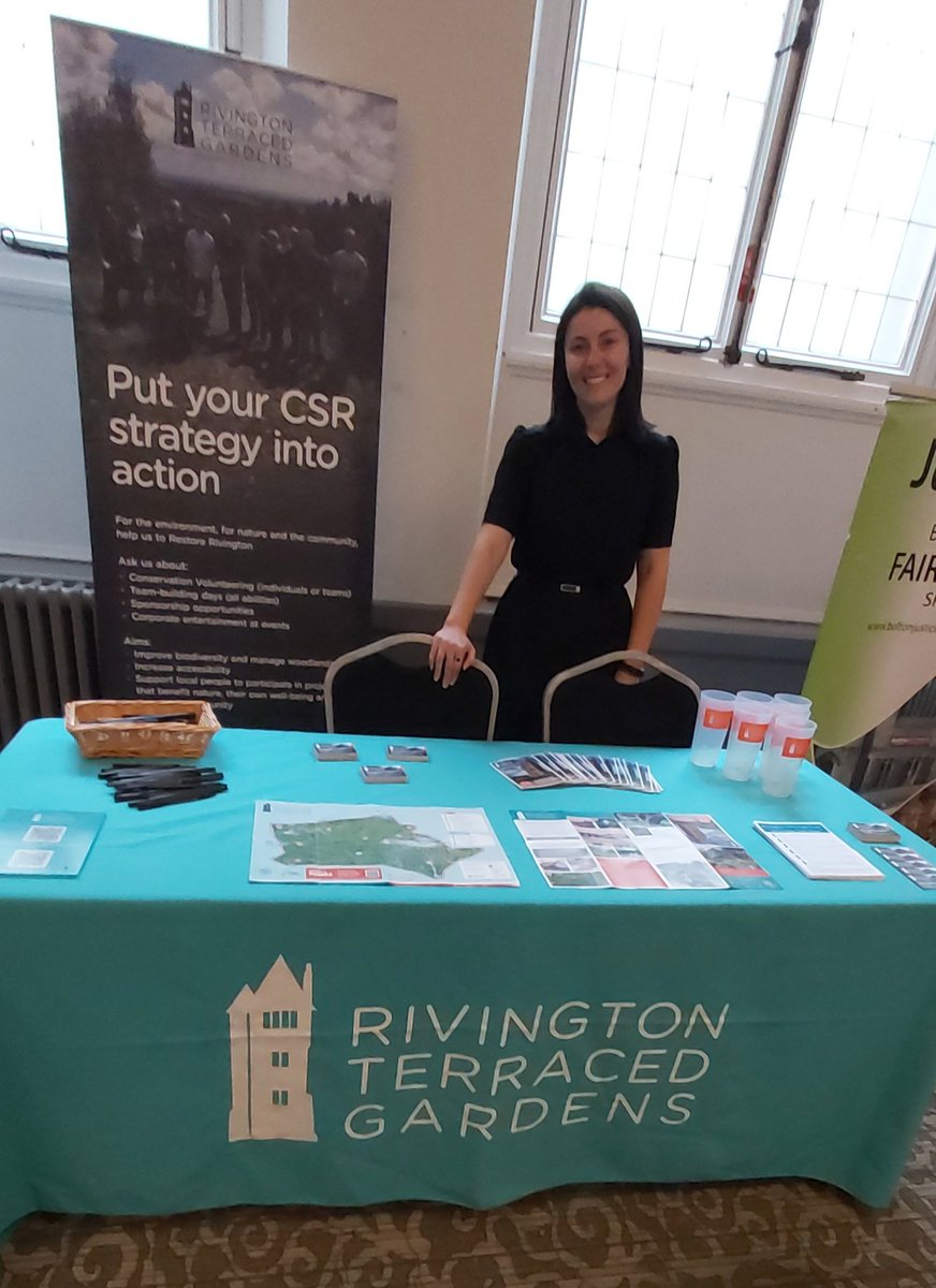 Whilst Kate has been holding the fort at Rivington today, I got to spend a lovely day in the Albert Halls, talking to Bolton Council Staff about how they should use their 3 days volunteering leave to help us keep the Gardens looking great 😁😇🤩   B