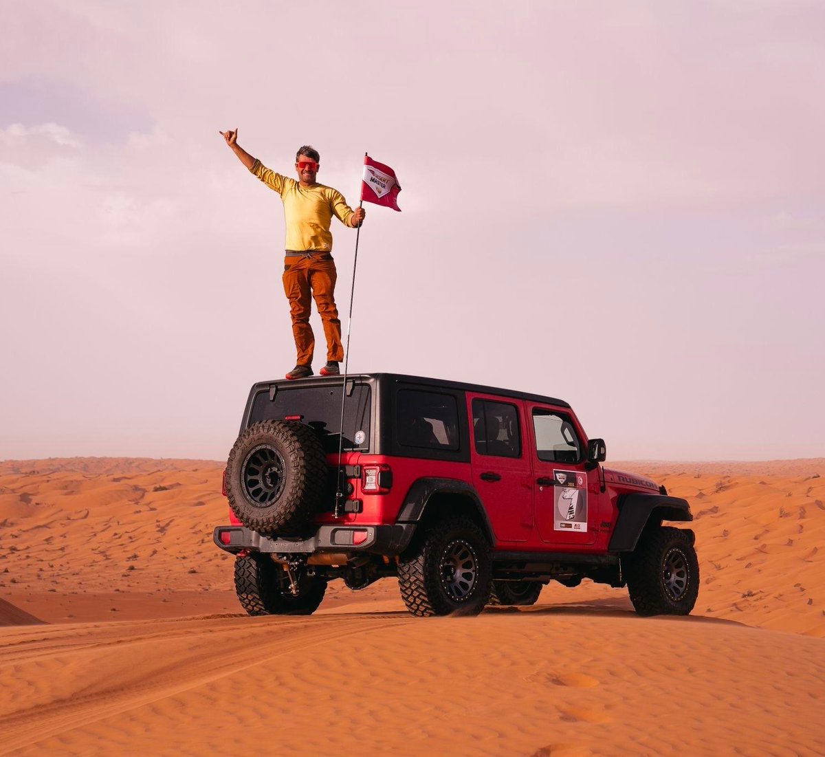 CarlosCheca7's tweet photo. Aquí os dejo algunos recuerdos de mis “memorias de África” en la Desertmaster por el Sahara en Túnez con la fotógrafa Tiana Walton de copiloto.
#desertmaster #mydesertmaster #tunez #aventura #desierto #TianaWalton #EdoMossi https://t.co/W6ftCRA9j5