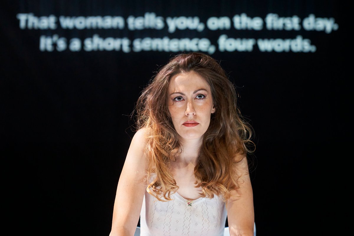 WIRE_eu's tweet photo. 🎭Caure(To Fall), inspired by #WomenInResistance project, tells the story of a mother &amp; daughter bound by #resilience.
💫Written &amp; directed by Helena Tornero, &amp; brought to life by Ariadna Chillida &amp; Miriam Escurriola from @adhoc_cia.
♀️More about @WIRE_eu: https://t.co/N0MUjSmxOs https://t.co/ufGjUDN5Dj