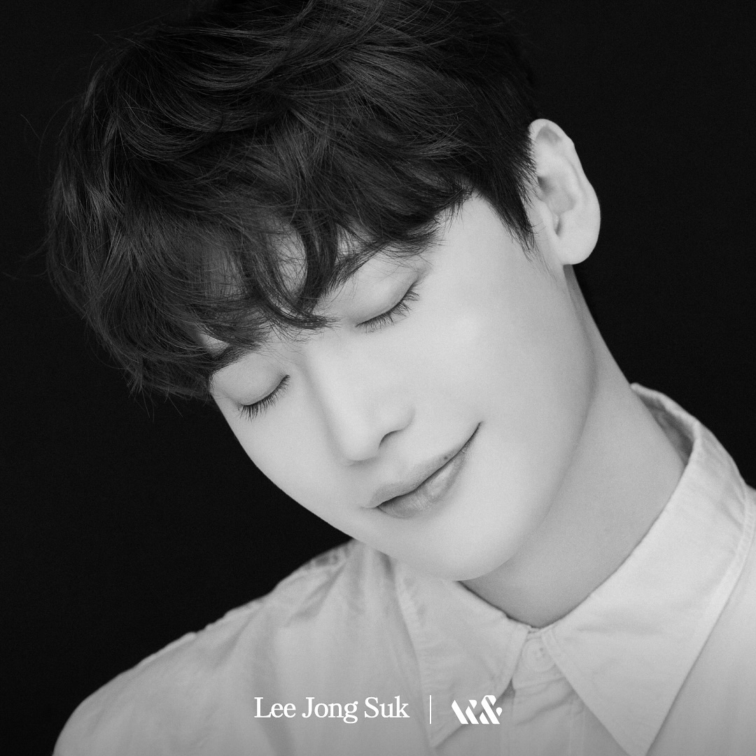 LeeJongSukArg's tweet photo. [INSTAGRAM LEE JONG SUK] 241105

Cred: @jongsuk0206 
Comp: @leejongsukarg https://t.co/aMZGi0go98