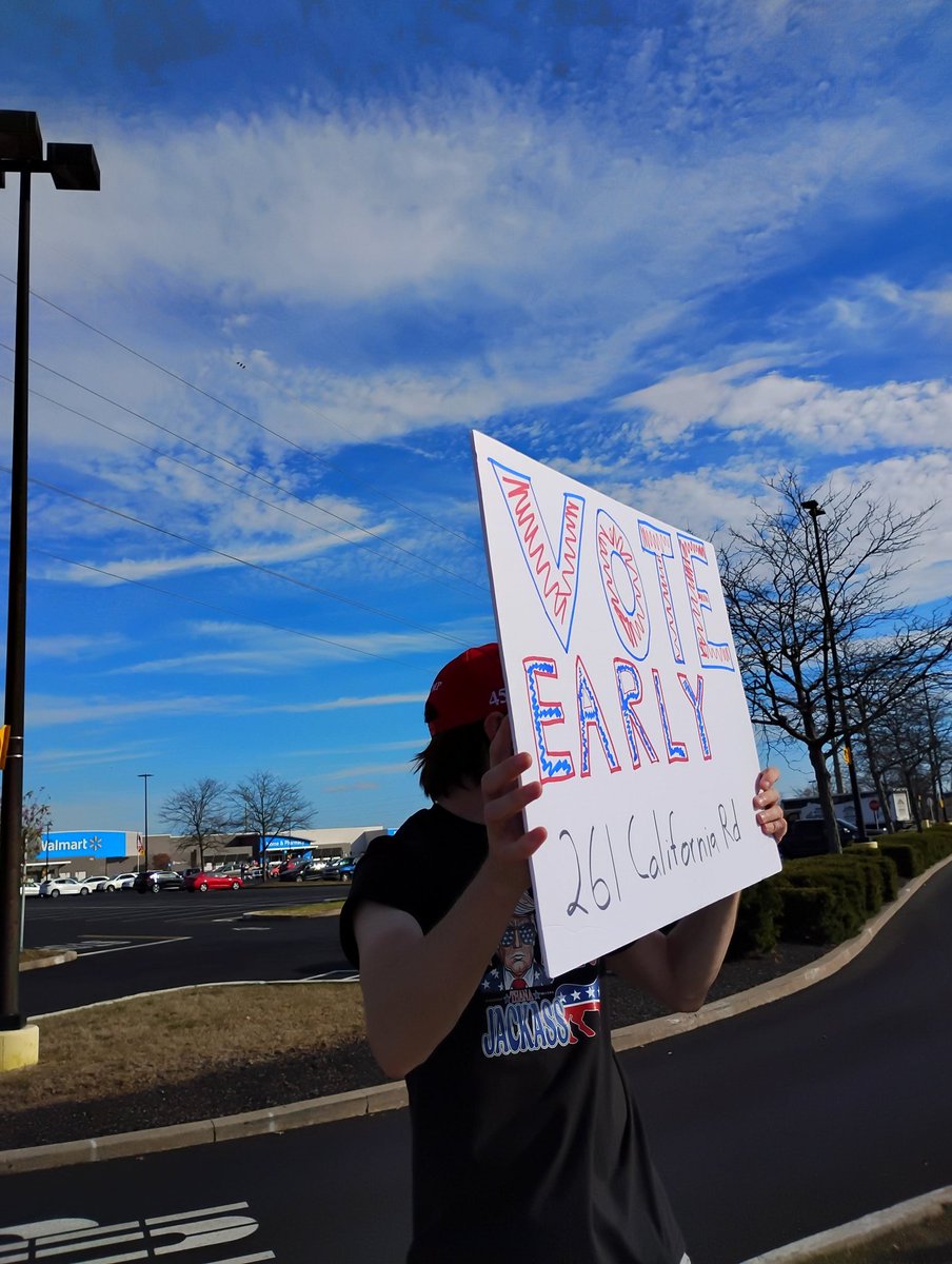 Julie Guth tweet media