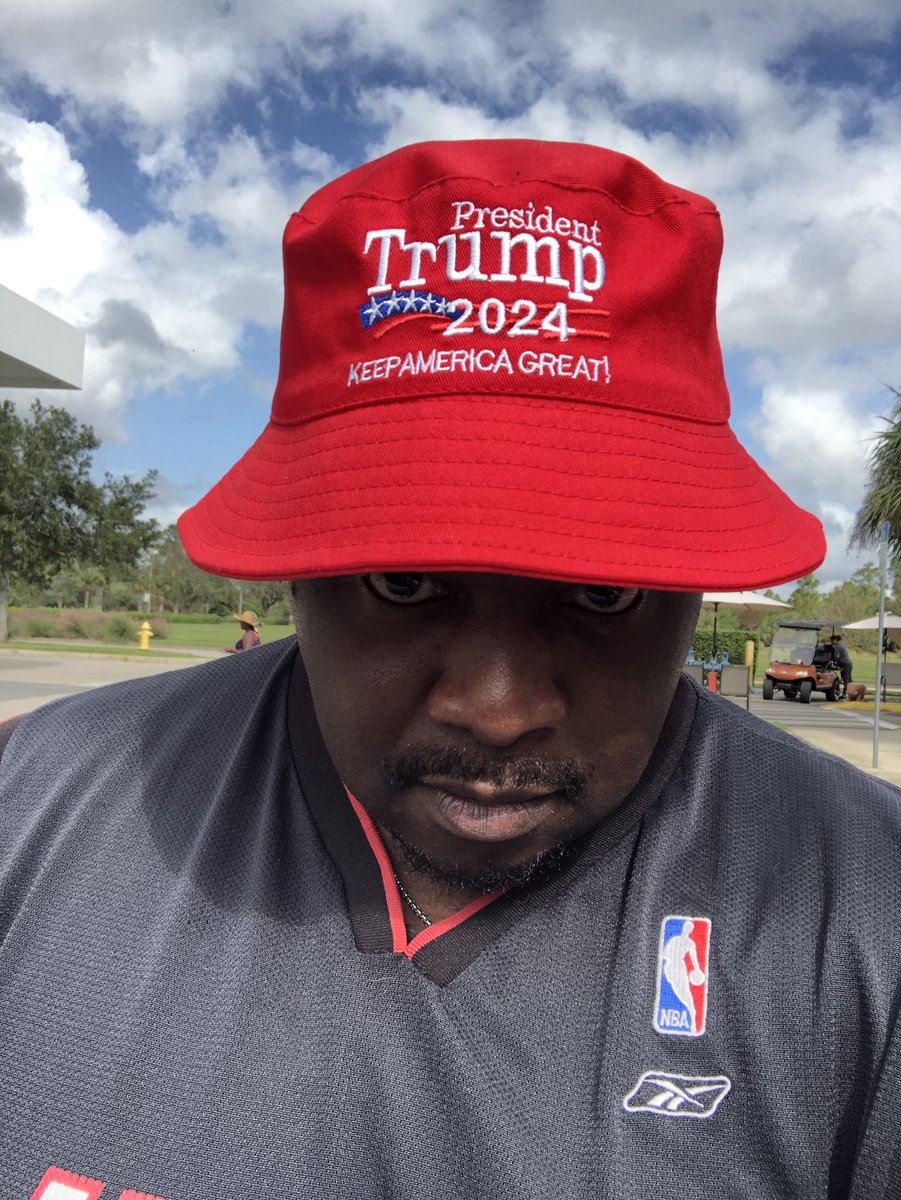 BamMiami's tweet photo. @ElonMuskAOC https://t.co/2hOX9ffne3