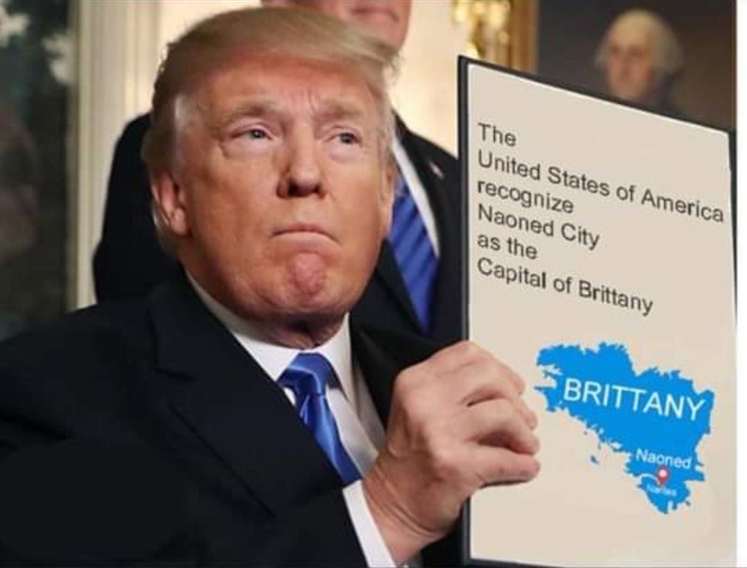 Mister Donald Trump, fraîchement réélu Président des USA, a déjà communiqué pour la réintégration de la Loire-Atlantique en Bretagne en nommant même Nantes comme capitale. 🙂