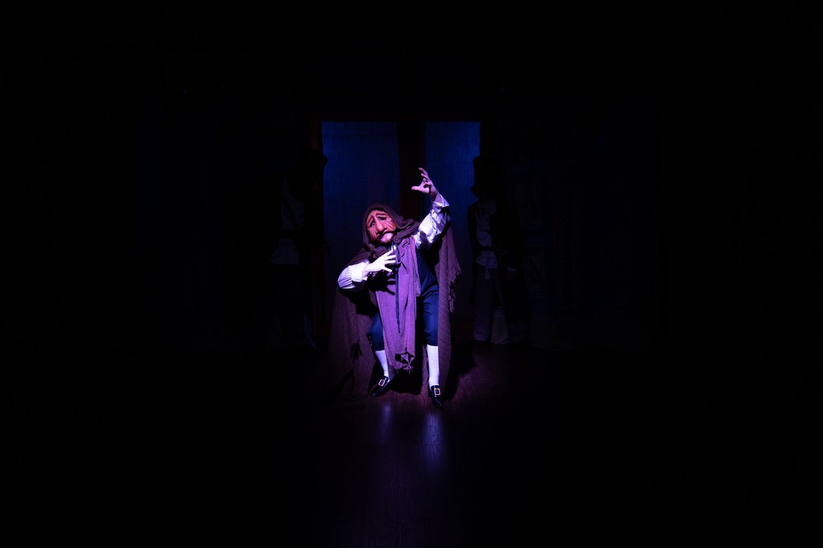 UDDRAMA's tweet image. Most tix for #KingStag are sold! 
No ticket? no problem! We seat wait-list patrons every night.
Line begins at 7:30. Do not miss your last 4 chances to see the fall mainstage! @UofDallas @UDallasAlumni 
udallas.edu/academics/prog…