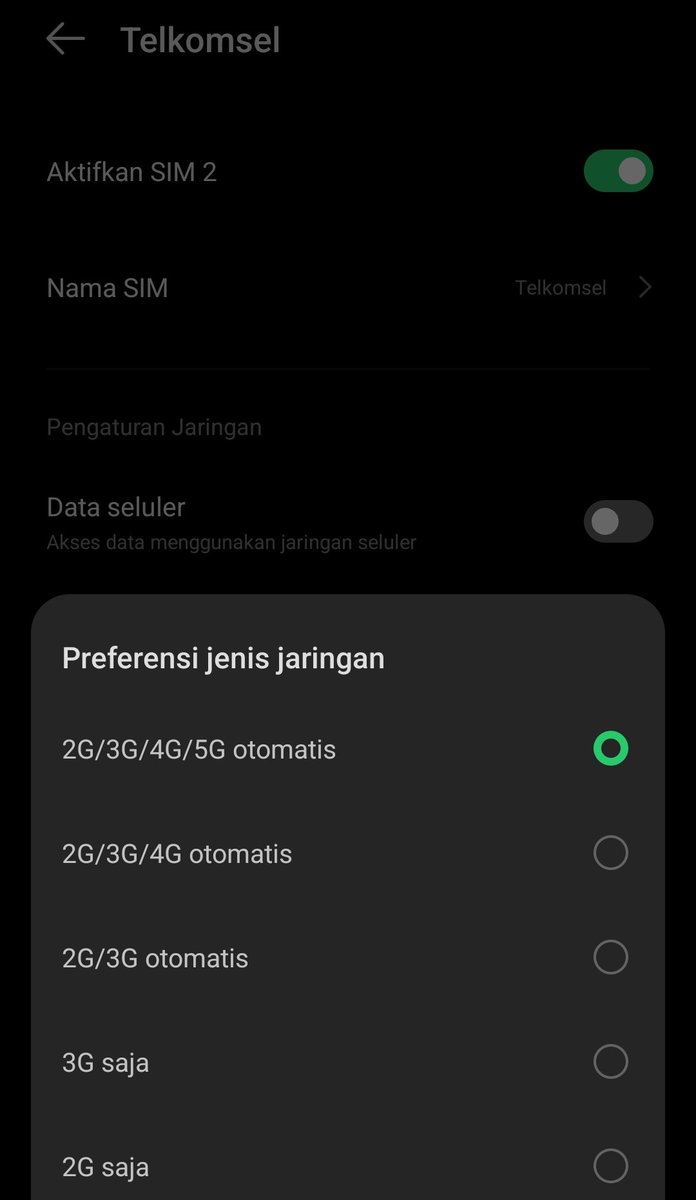 Rekarions's tweet photo. @Telkomsel haloooo miminnnn, tolong ini kenapa sinyal nya E terusss. lagi push rank sampe numpang hotspot orang rumah 😭 https://t.co/xL74eS5LMt