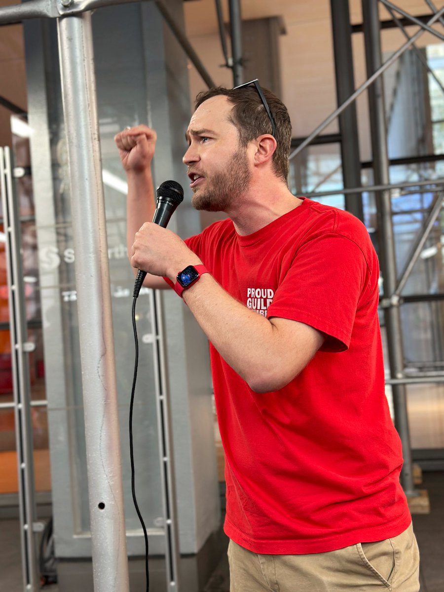 New York Times Tech Guild tweet media