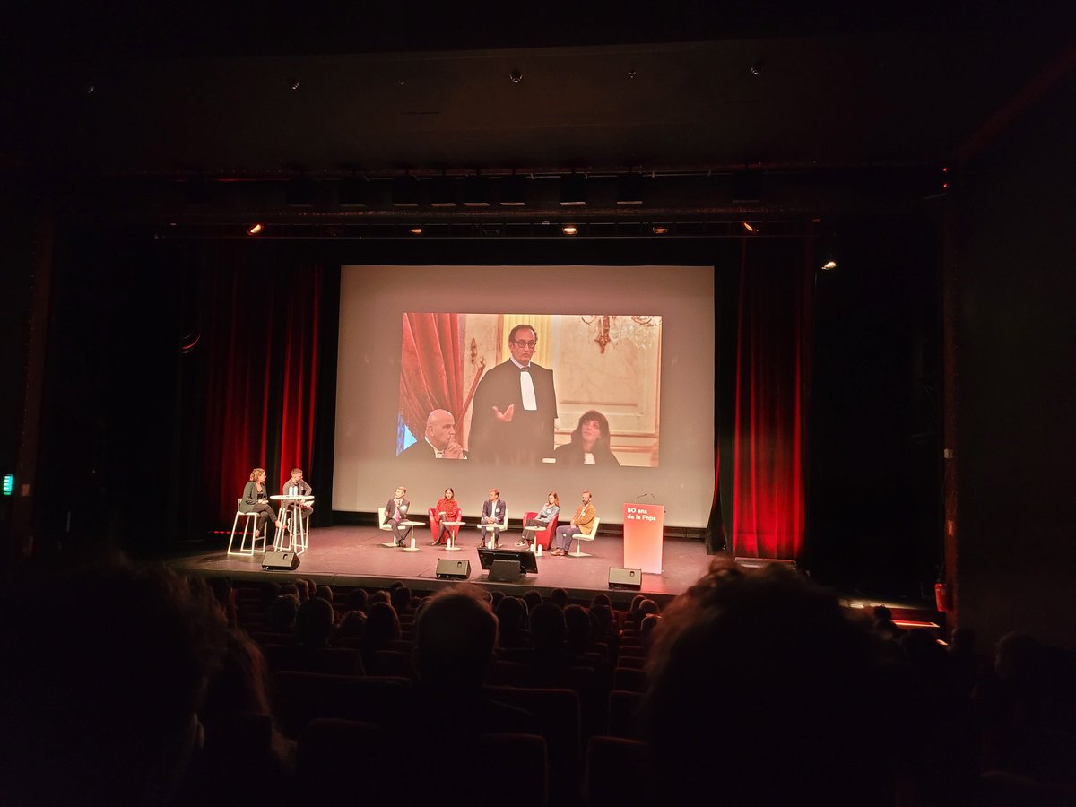 Sandrine Matichard (@smatich) on Twitter photo Anticiper le futur du Droit en organisant des procès live sur des sujets d'anticipation , puis publier les actes dans le magazine, une initiative innovante et gonflée présentée par Stephane Prevost Boyard , rédacteur en chef de <a href="/Dalloz/">Editions Dalloz</a> IP/IT #FNPS #presse #medias Anticiper le futur du Droit en organisant des procès live sur des sujets d'anticipation , puis publier les actes dans le magazine, une initiative innovante et gonflée présentée par Stephane Prevost Boyard , rédacteur en chef de <a href="/Dalloz/">Editions Dalloz</a> IP/IT #FNPS #presse #medias