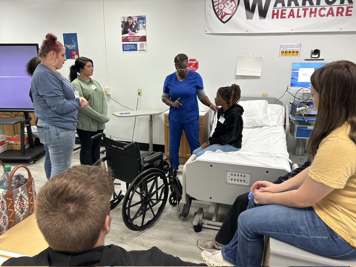 Joe Johnson (@joejohnsonwcc) on Twitter photo Proud to partner with Dale County High School and Hannah Whigham to offer our <a href="/wccdothan/">Wallace Community College</a> Mental Health Worker course. The skills the students learned during this course will prepare them to continue their healthcare journey. <a href="/skillssuccessAL/">Skills For Success AL</a> <a href="/ACCS_Education/">Alabama Community College System (ACCS)</a> Proud to partner with Dale County High School and Hannah Whigham to offer our <a href="/wccdothan/">Wallace Community College</a> Mental Health Worker course. The skills the students learned during this course will prepare them to continue their healthcare journey. <a href="/skillssuccessAL/">Skills For Success AL</a> <a href="/ACCS_Education/">Alabama Community College System (ACCS)</a>