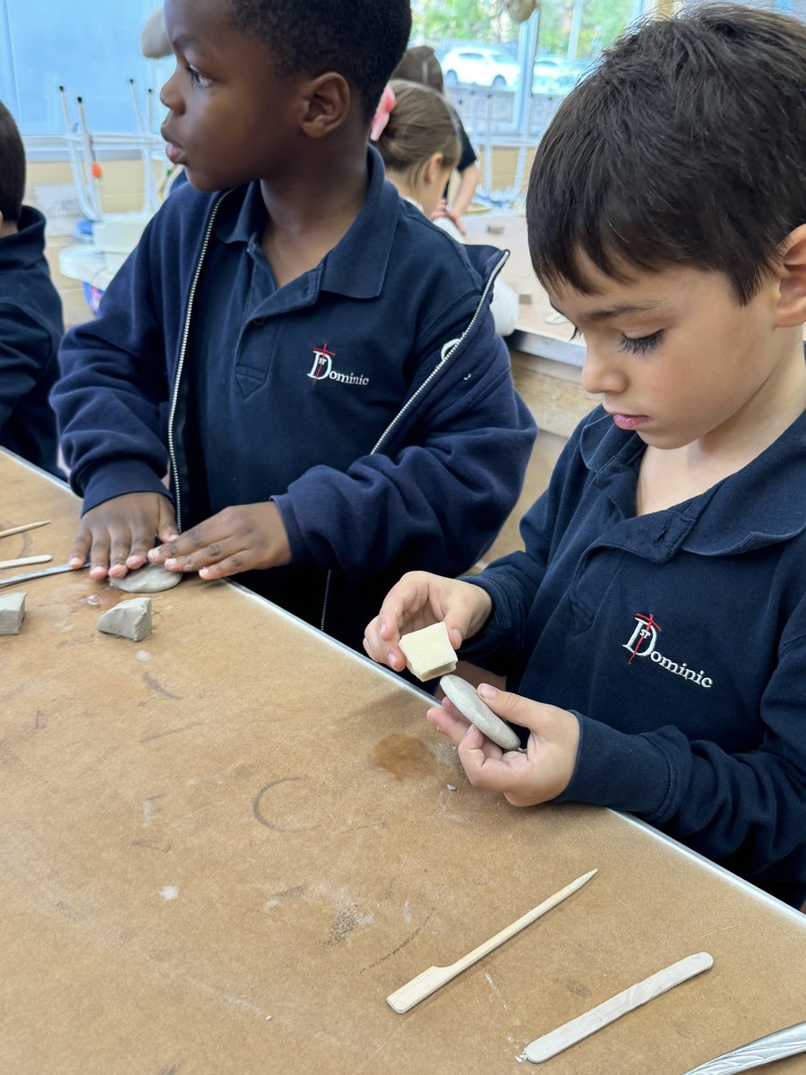 We had so much fun at the Art Gallery of Burlington :)