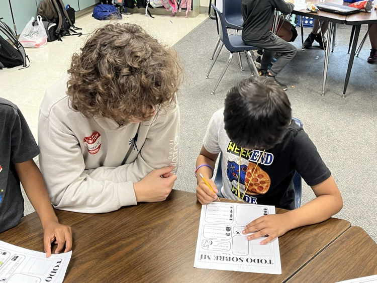 north_chatham's tweet photo. Our Dual Language classes enjoyed a visit from @NHSChargers Spanish IV class today! The students taught a short lesson in Spanish in our K-2 classes. 🖤💛 https://t.co/8DsUyNNd8K