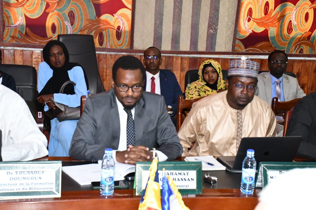 Ce mercredi 06 septembre le directeur général de l'ENA Dr Mahamat Borgou Hassan a rencontré celui de l'AFD Philippe Chedanne pour discuter du projet GATI (Gouvernance et Approche Territoriale Intégrale) lequel vise à améliorer la gouvernance et l'approche territoriale au Tchad.
