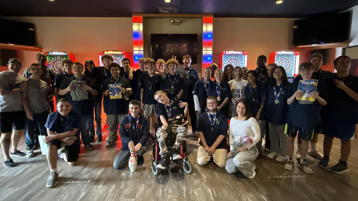 Victor Blue Devils Ψ╰(•̀ᴗ•́ )╯ tweet media