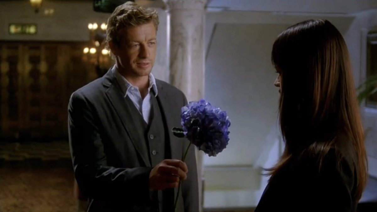 onlyJisbon's tweet photo. "he couldn't express his love to her in words so he did it a different way" https://t.co/mLtI3j7kFz