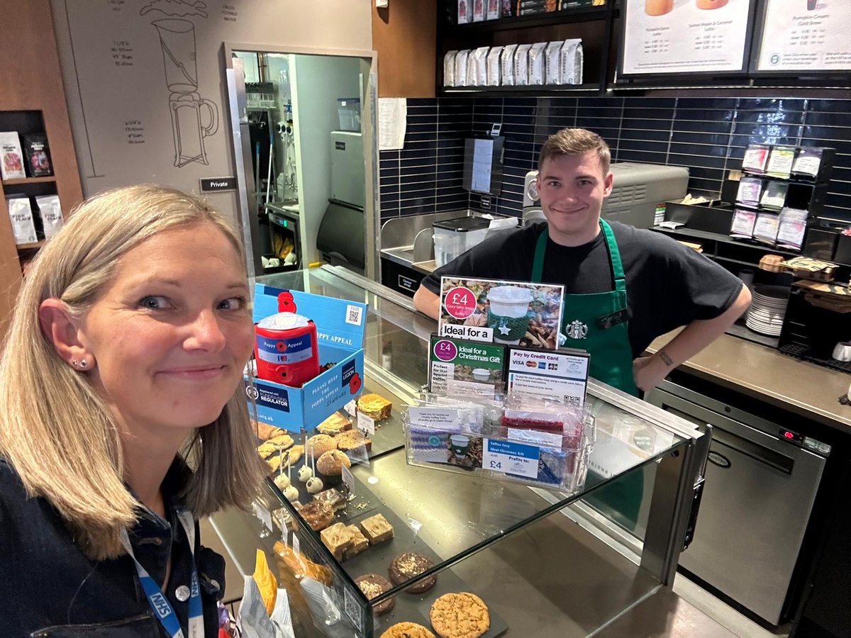 roydeɴ revolve roтαry clυв tweet media